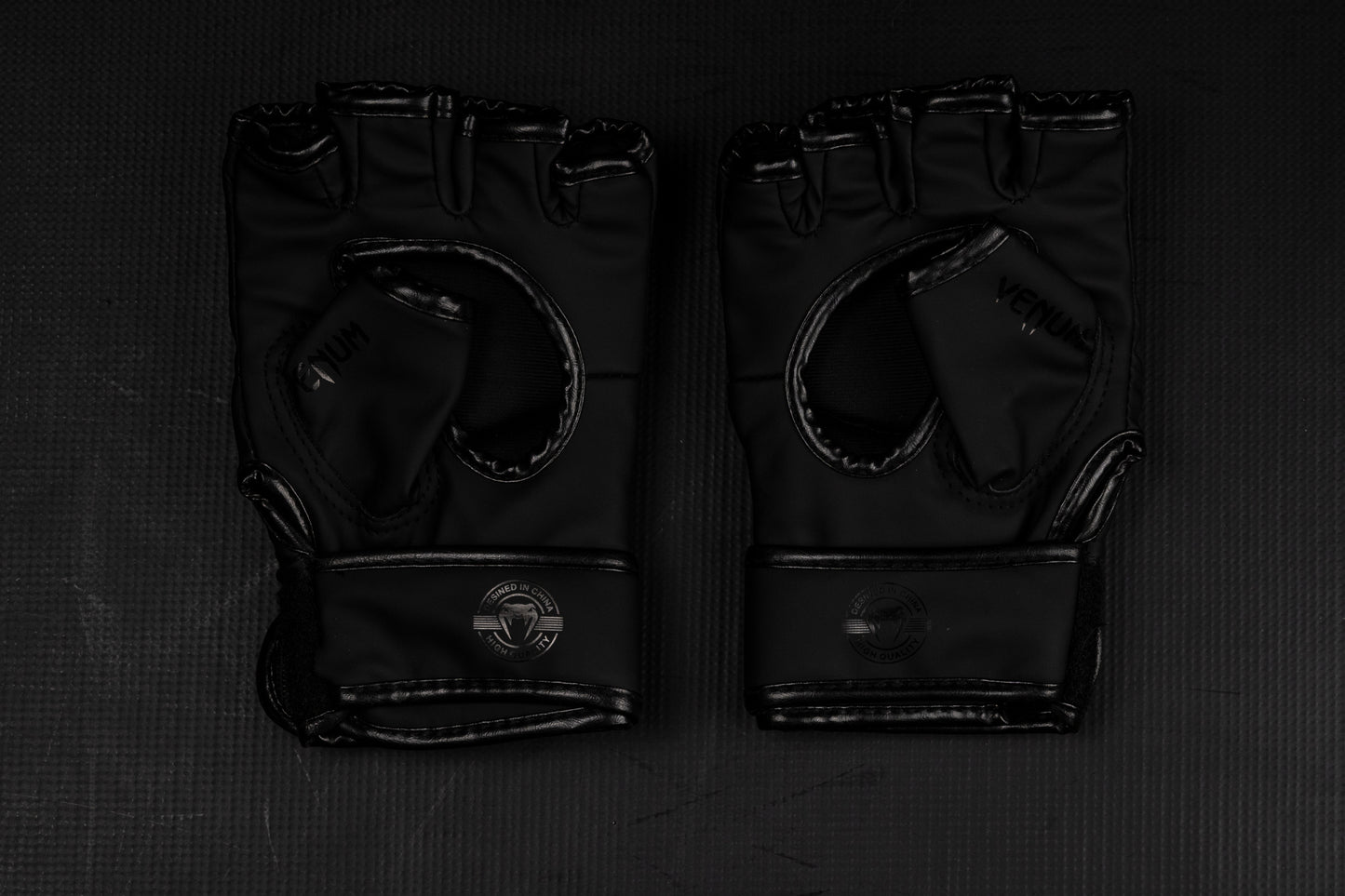 Luva MMA Venum