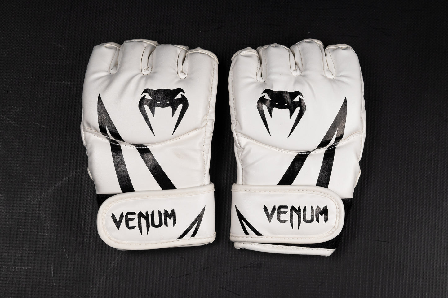 Luva MMA Venum