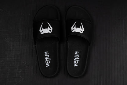 Chinelo Venum